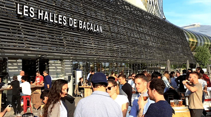 Parvis des Halles de Bacalan