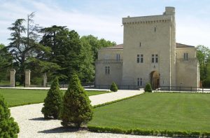 château La Tour Carnet