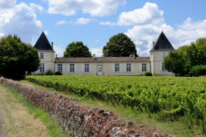 Top 7 des meilleurs châteaux à visiter dans le Bordelais 2 Façade Château Climens © F.Nivelle min