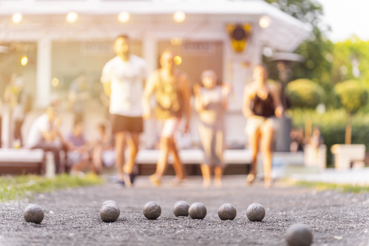 Tournoi De Petanque Samedi 5 Septembre Dans Un Bar A Biere A Pessac