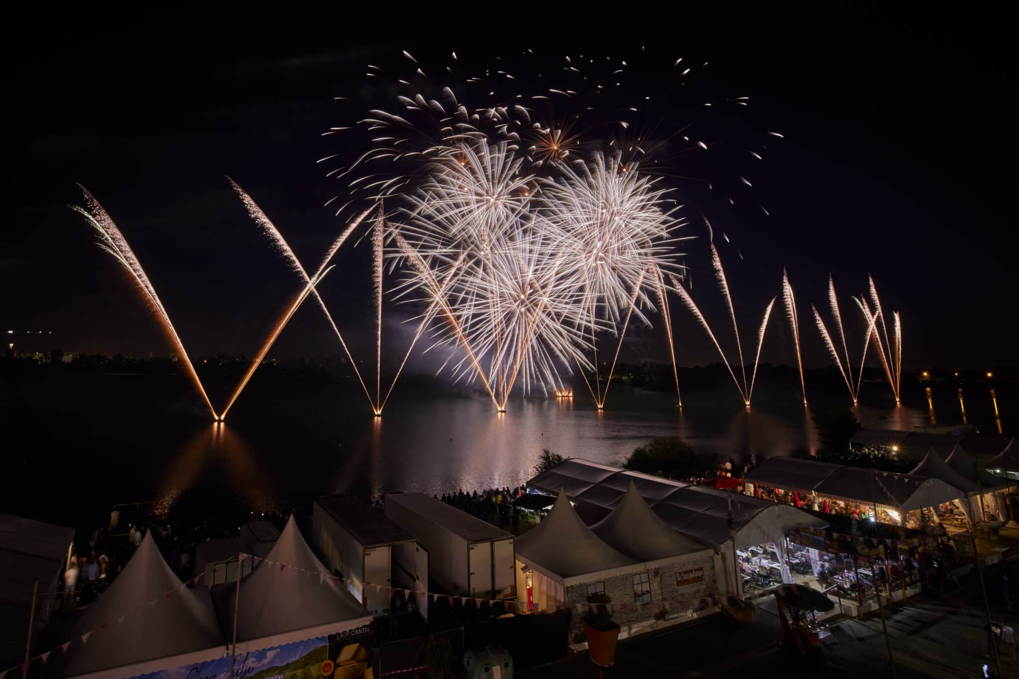 Feu d'artifice extérieur - Feux d'artifices et pyrotechnie par Rêve d' Artifice