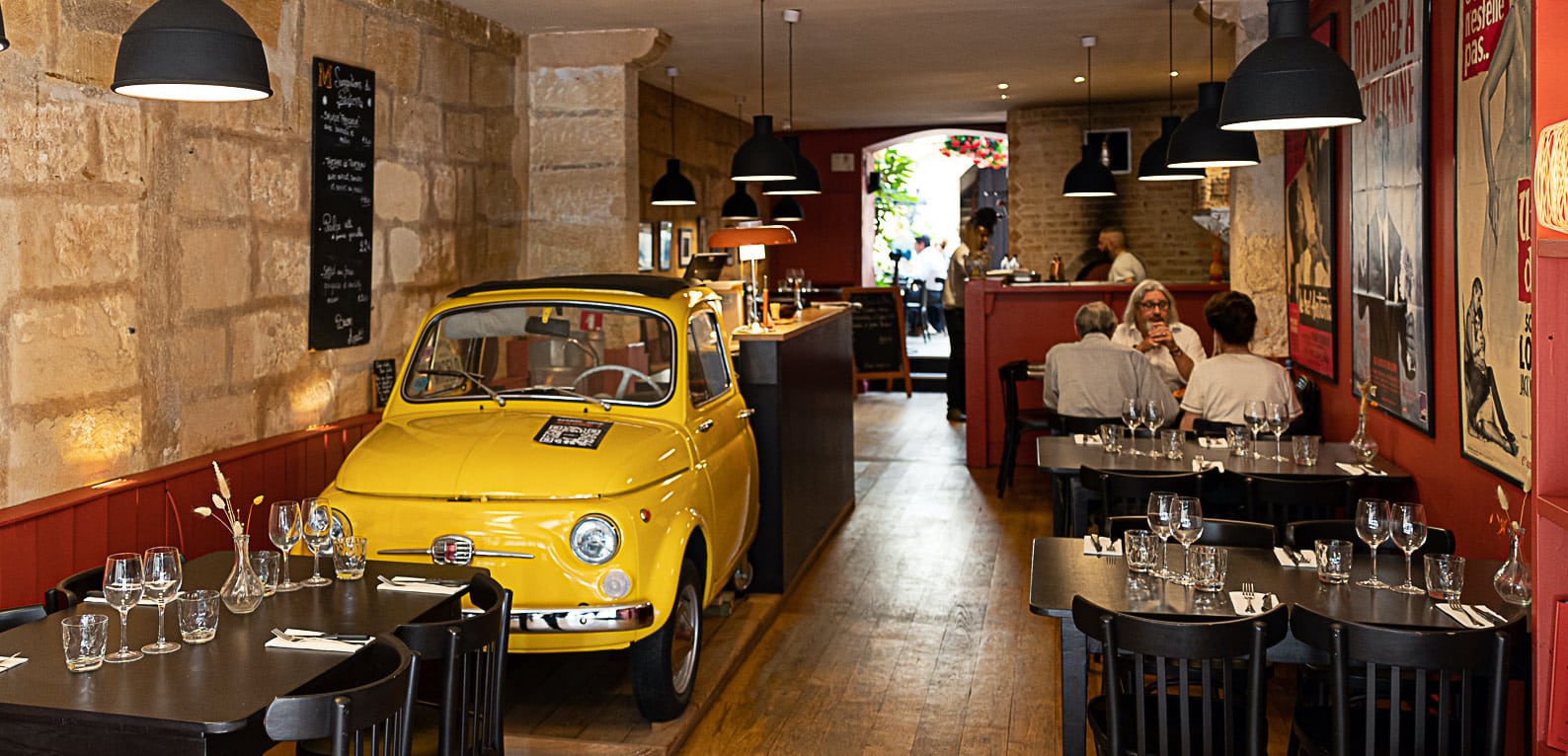 Scopri questo meraviglioso ristorante italiano a Bordeaux-Tourne