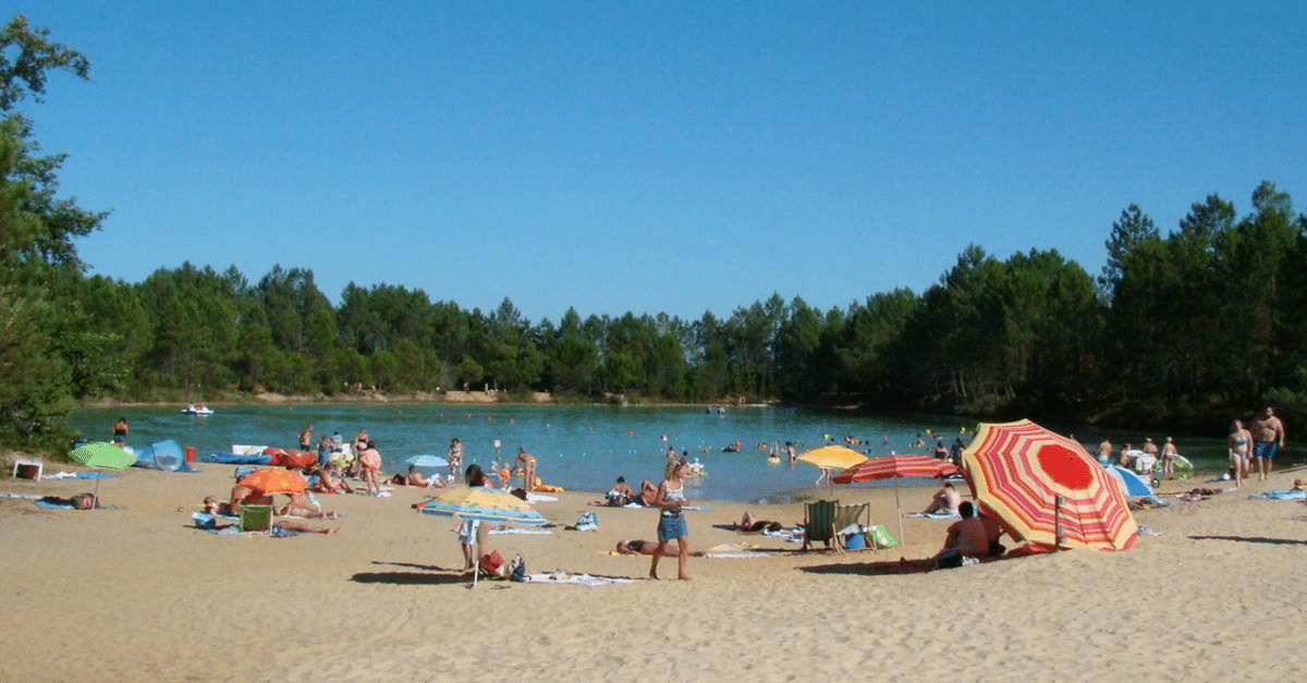 Lac de Montguyon - Beauvallon Beach