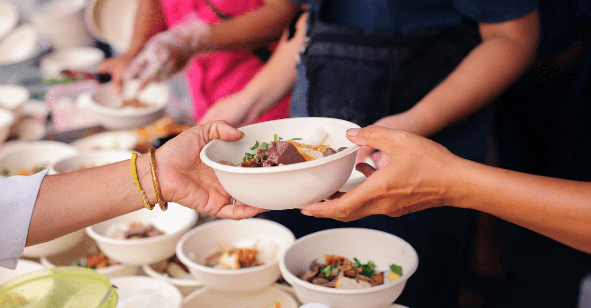 Repas solidaires à Lormont