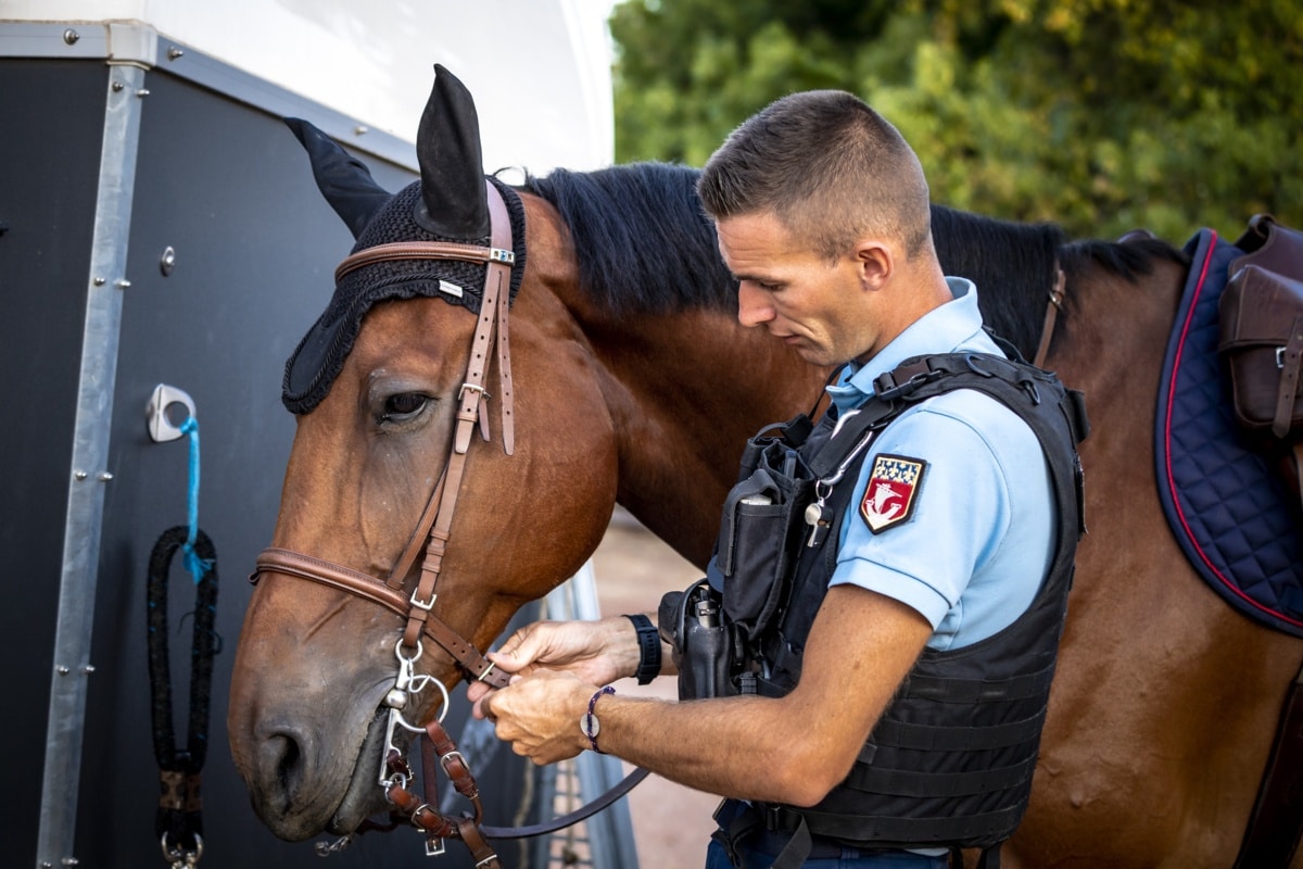 gendarmerie forum métiers uniformes rives d'arcins