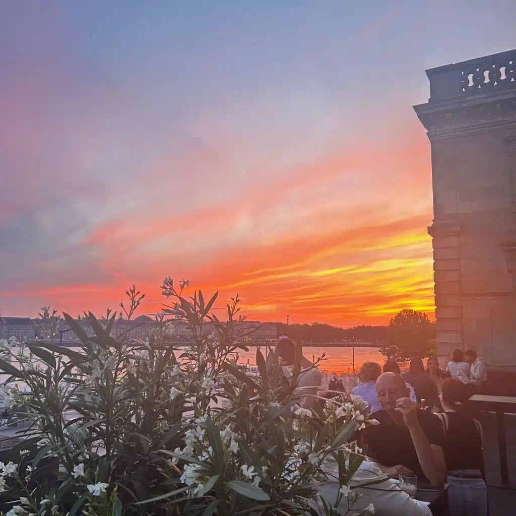 Toit terrasse Balcon Bordeaux La Belle en folie rive droite