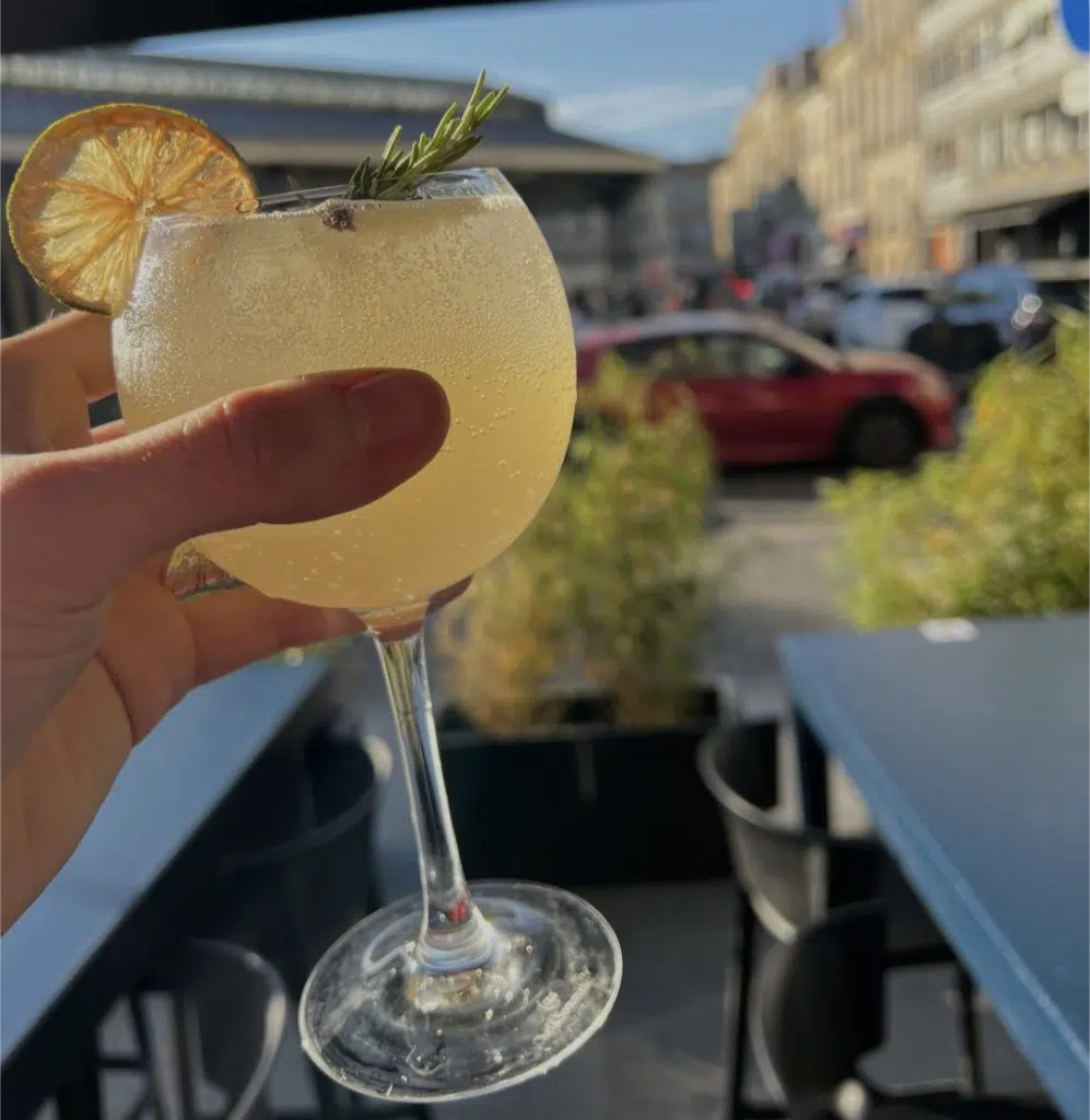 Terrasse au soleil Bordeaux Chartrons