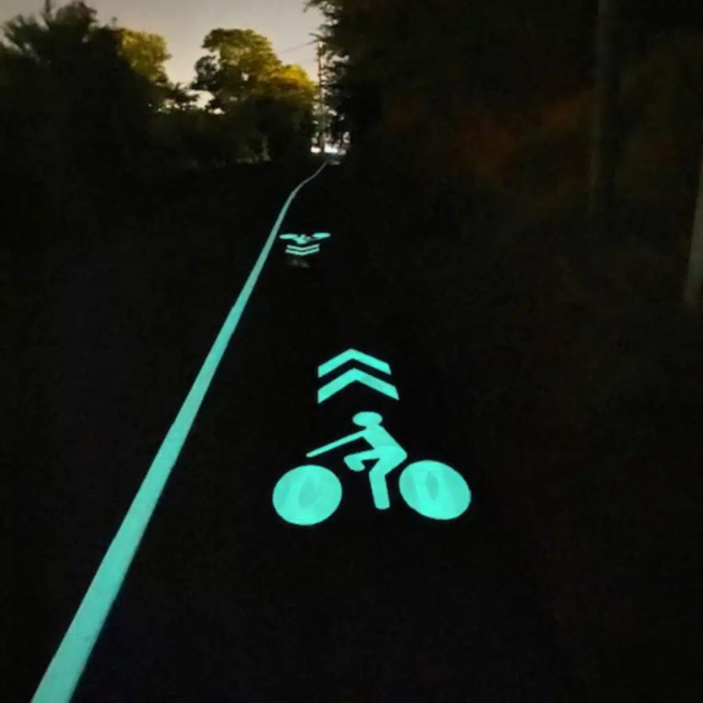 La Vélodyssée : Une Piste Cyclable Illuminée par luminokrom