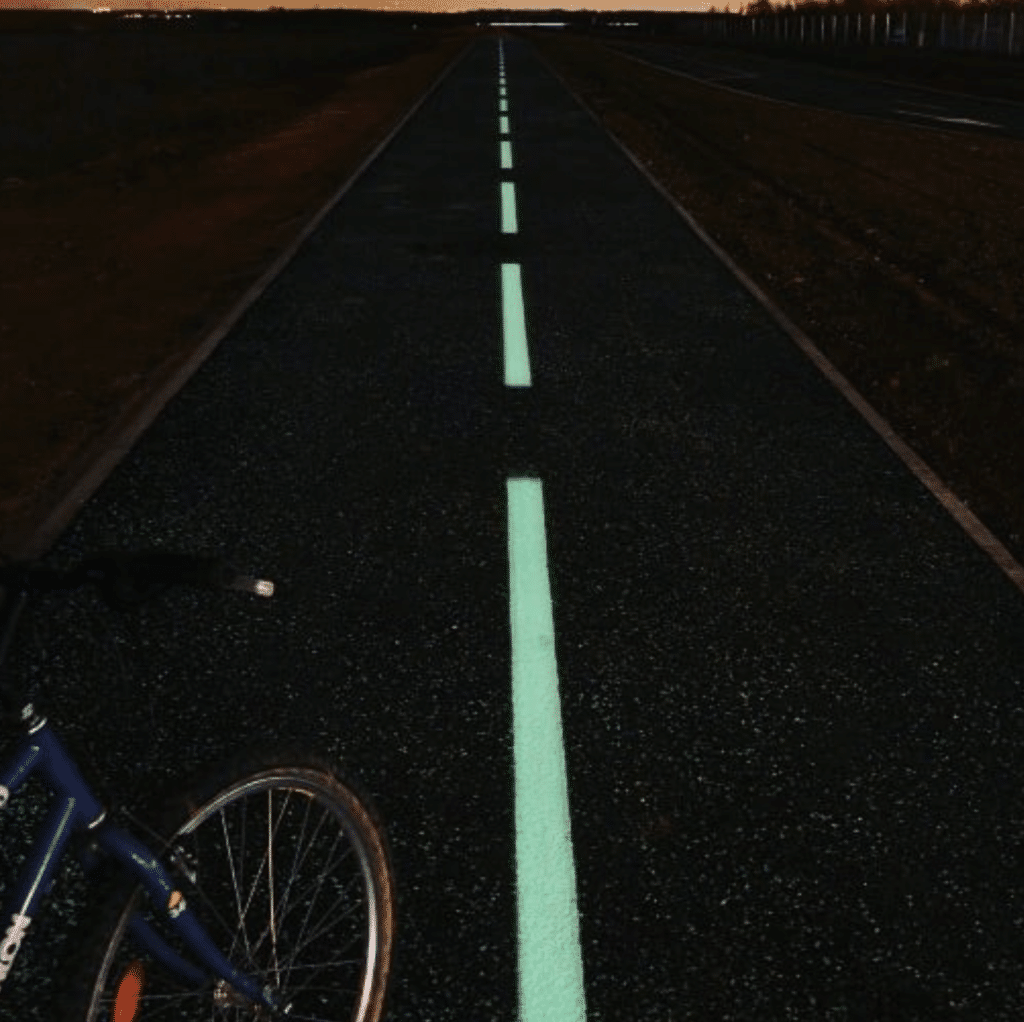 La Vélodyssée : Une Piste Cyclable Illuminée par luminokrom