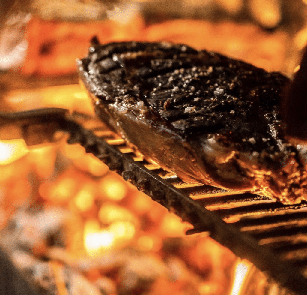 Meilleure viande grillée à la cheminée Bordeaux O QG