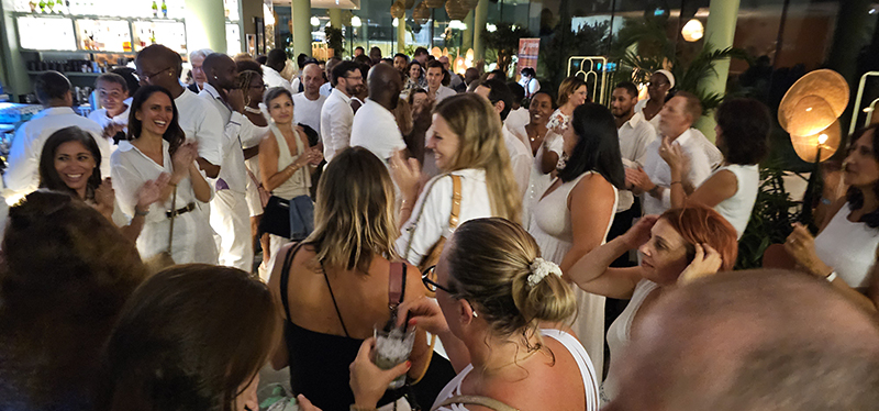 L'Apéro du Jeudi Soirées Festives pour Rencontres Célibataires et Amicales, rooftop Bordeaux