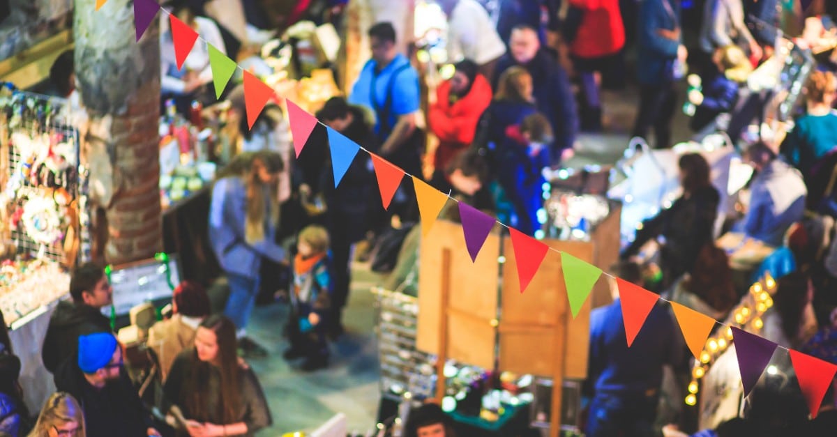 Fête à Cubzac-les-Ponts avec animations, vin mousseux et Café de Paris