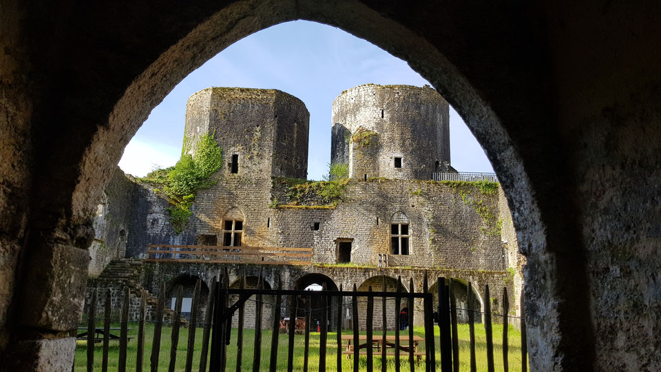 Château de Villandraut,