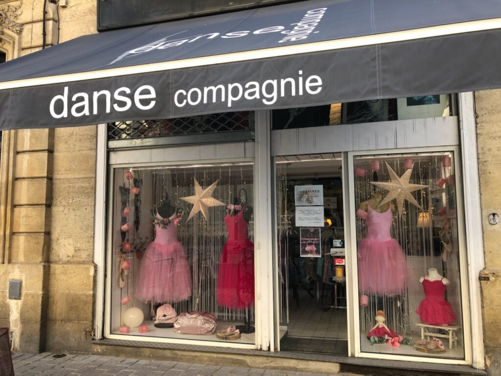 Façade du magasin Danse Compagnie à Bordeaux