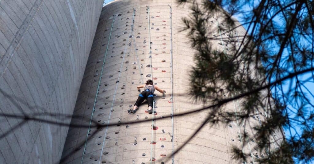 VertiGina : Soirée escalade aux Bassins à Flot à Bordeaux