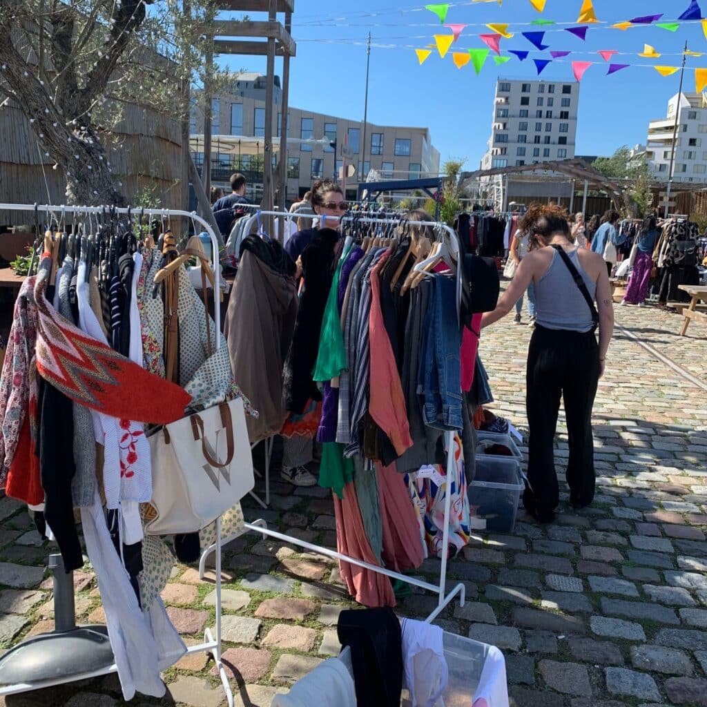 Vide grenier organisé par Blonde Venus et I Boat