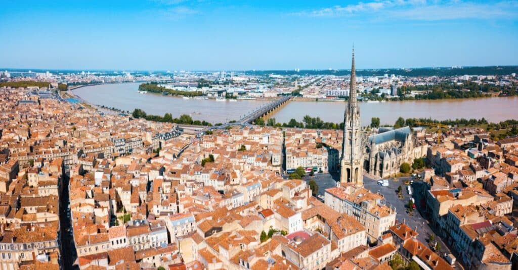 Voyage d'affaires à Bordeaux : le guide ultime