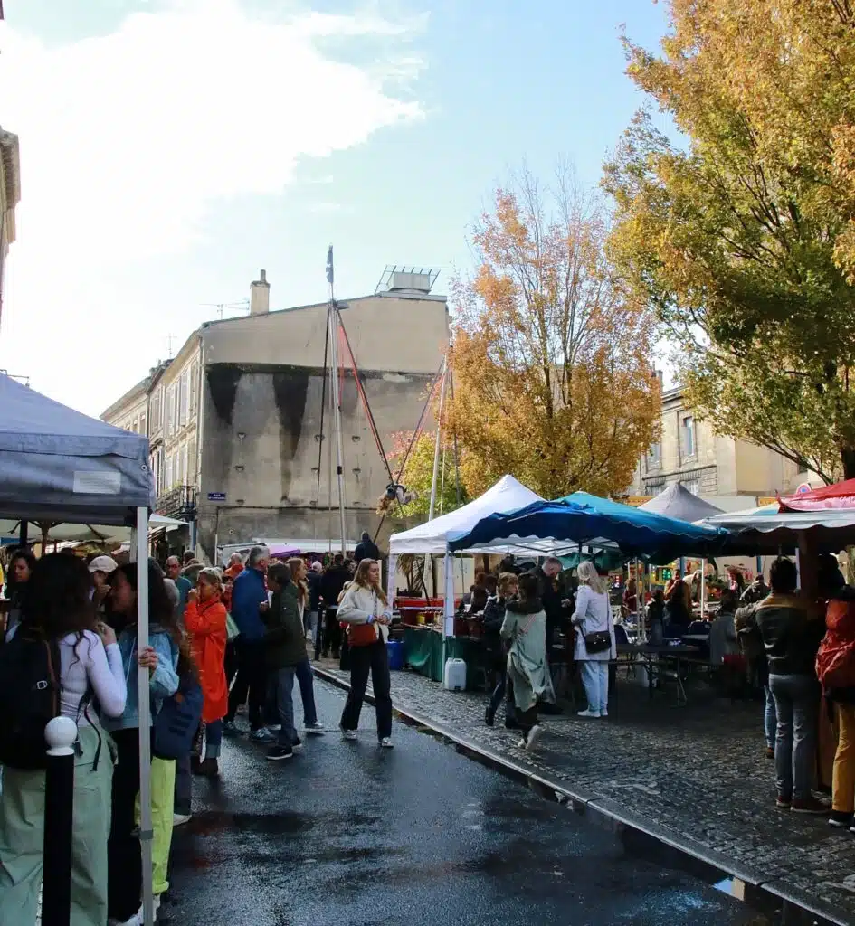 © Fête du vin nouveau et de la brocante