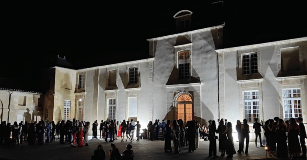 La molécule organise une grosse soirée Halloween au château formont d'Ambarès-et-Lagrave