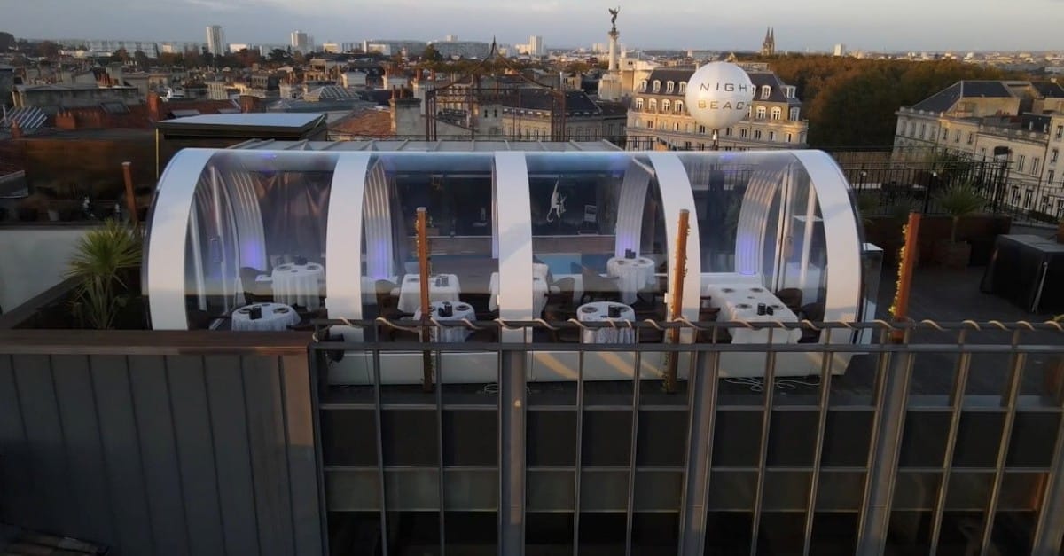 Un bar à champagne sur le rooftop du Grand Hôtel de Bordeaux Intercontinental