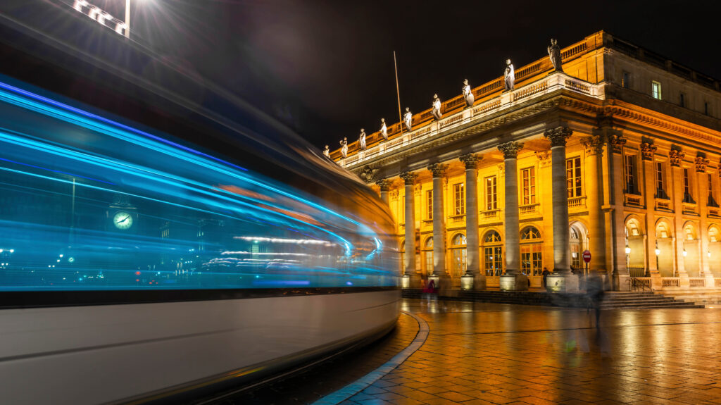 Horaires trams Bordeaux et horaires bus Bordeaux