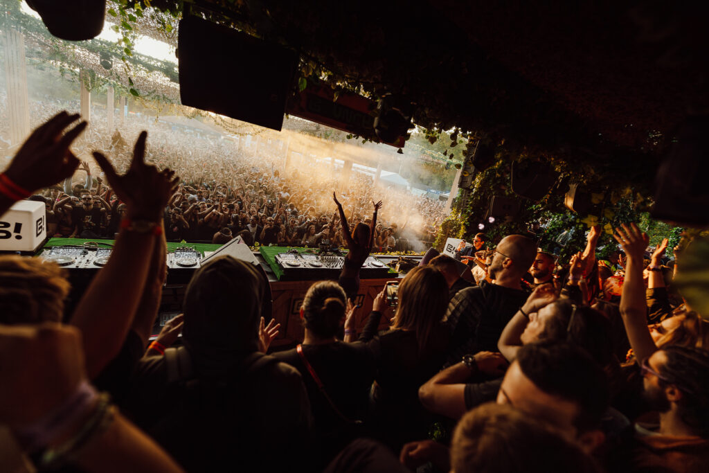 Brunch Electronik Bordeaux 2025 : Le festival electro de l’année place des Quinconces 4 Où sortir à Bordeaux ?