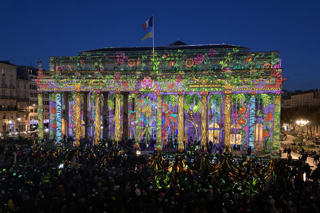 Grand théâtre Bordeaux et ses illuminations de Noël dans la métropole - noel à bordeaux​