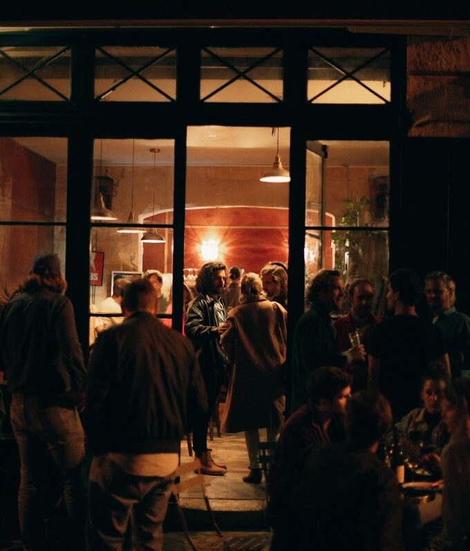 Nouveau repaire pour les audiophiles et les bons vivants aux Chartrons 1 bar sardine quartier des chartrons bar chartrons bar concerts radio bar sardineBar à Bordeaux Bar à vin Bordeaux