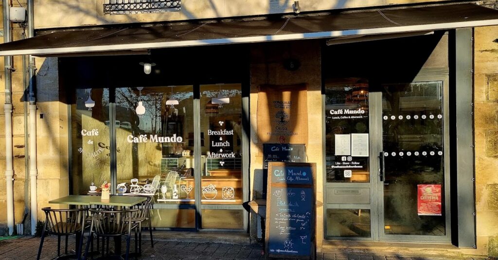 café mundo stalingrad brunch bordeaux 
