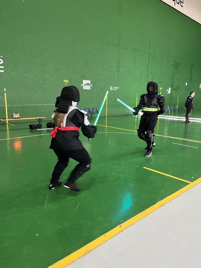 L'académie sabre laser de Pessac, une activité originale