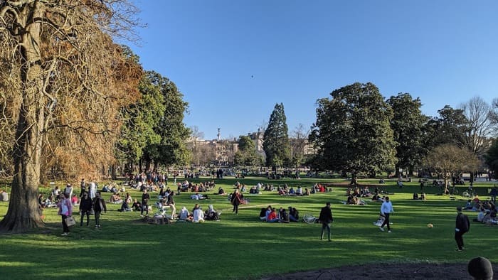 Les parcs à Bordeaux, promenade en famille, nature