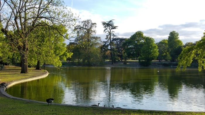 Les parcs à Bordeaux, promenade en famille, nature