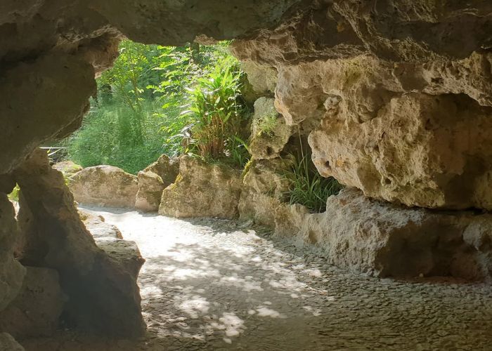 blanquefort-grottes-parc-majolan-min
