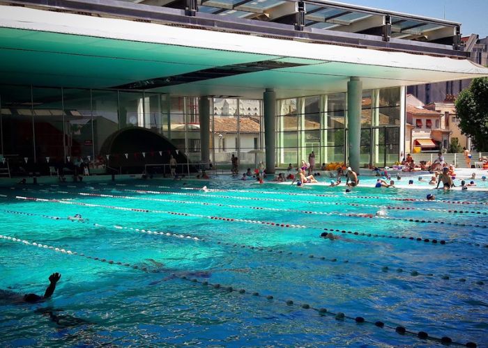 Top 10 des piscines extérieurs surveillées à Bordeaux