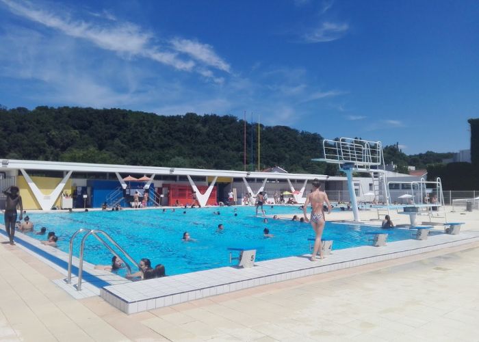 Top 10 des piscines extérieurs surveillées à Bordeaux