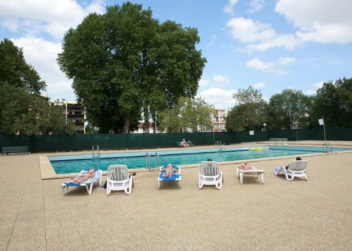 Top 10 des piscines extérieurs surveillées à Bordeaux