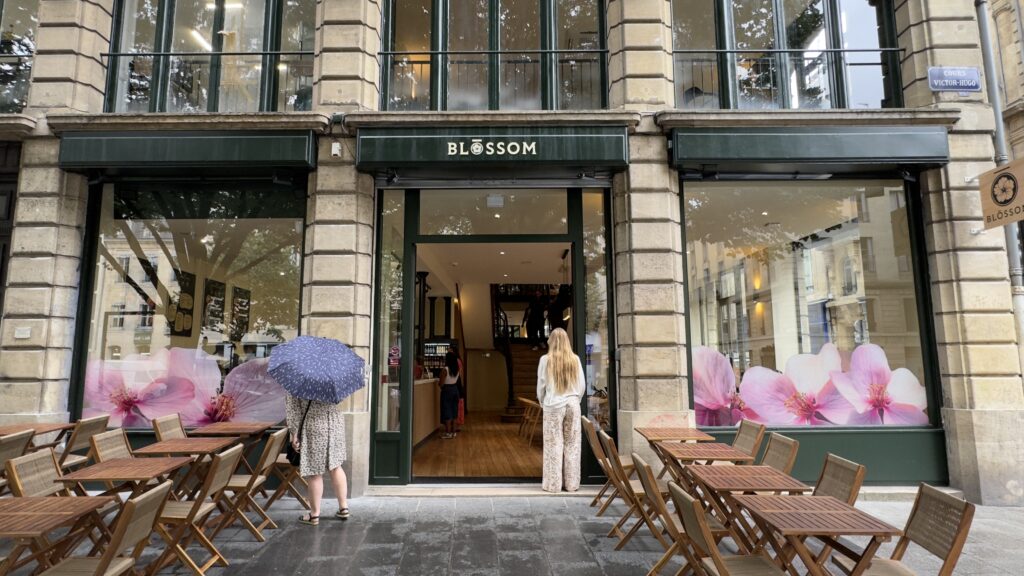 Restaurant healthy à Bordeaux Grosse Cloche Bowl Brunch BLOSSOM