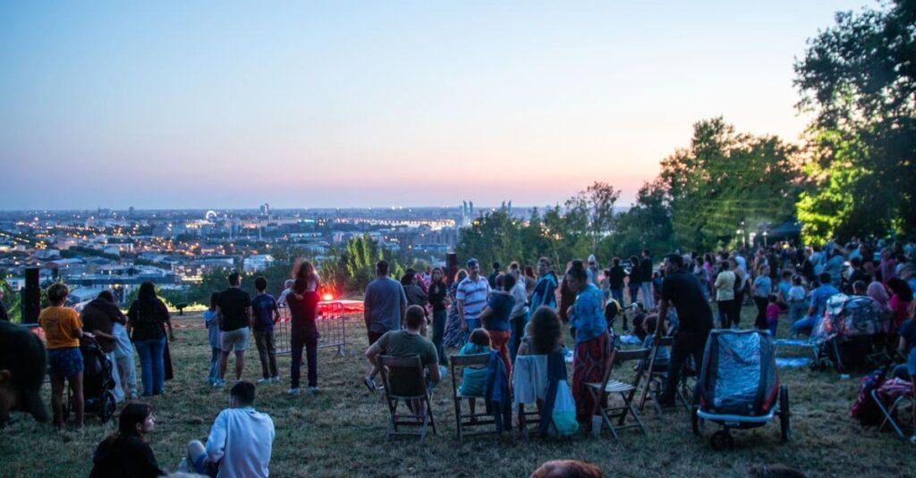 Découvrez la ville de Cenon et que faire à Cenon.