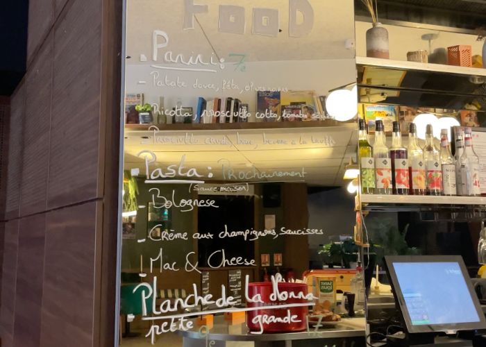 Un freework 100 % gratuit la journée qui se transforme en bar dansant le soir