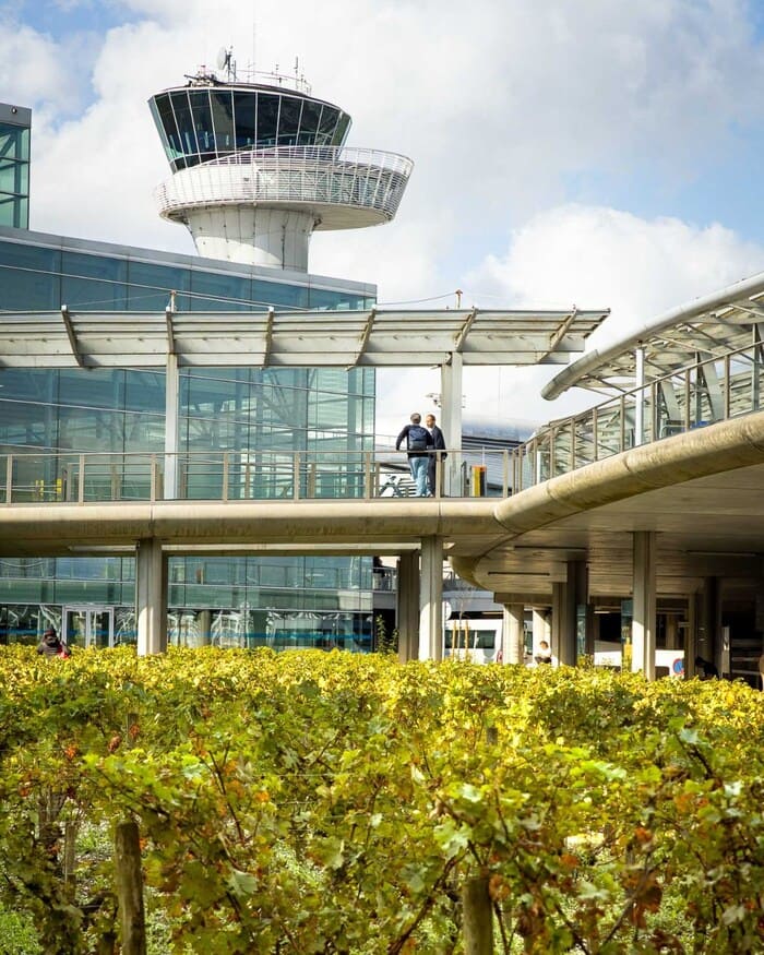 Exterieur de l'aéroport Bordeaux Mérignac
