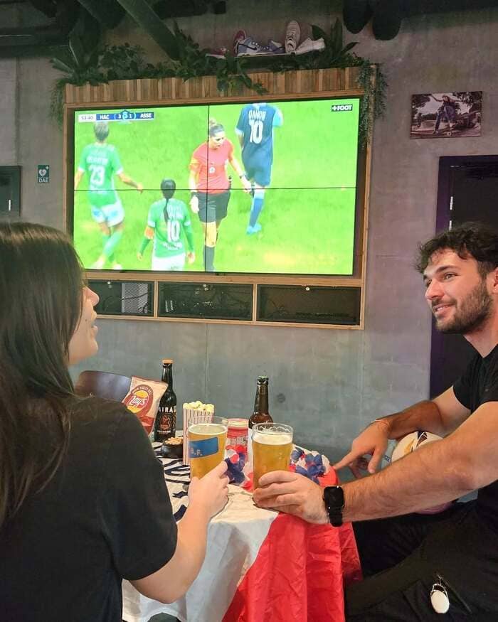 Diffusion en direct des matchs au Moxy