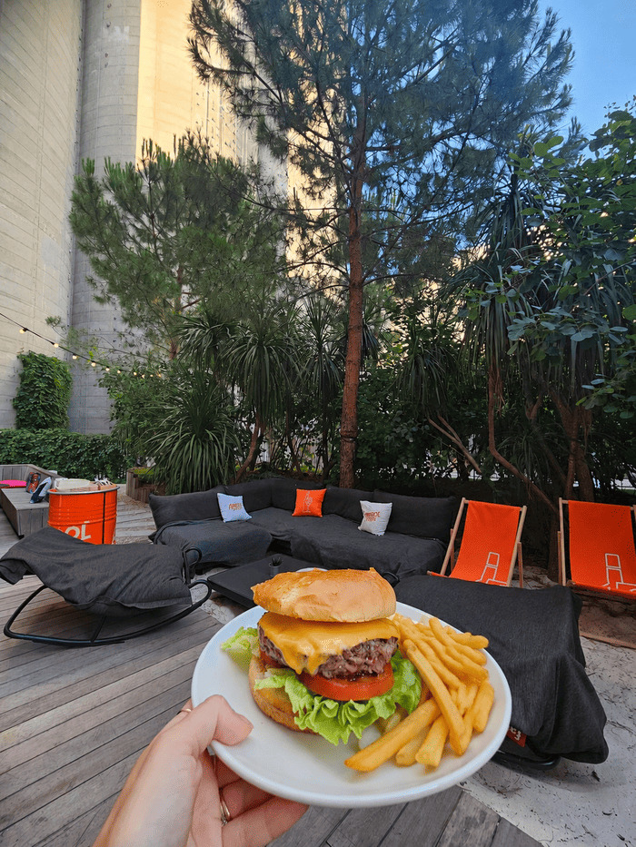 BBQ Party et DJ sets au Moxy Bordeaux 