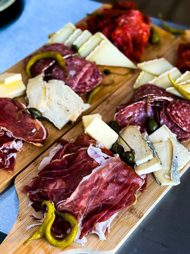Planches de fromages et de charcuteries Guinguette 120