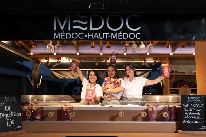 Clara, Lupita et Emma sur le Wine Truck