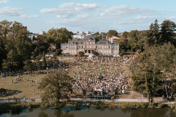 LE festival électro gratuit de l'été fête ses 10 ans dans les parcs de la métropole de Bordeaux !