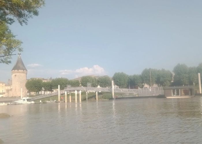 Sauna Boat Libournais : une expérience bien-être insolite près de Bordeaux