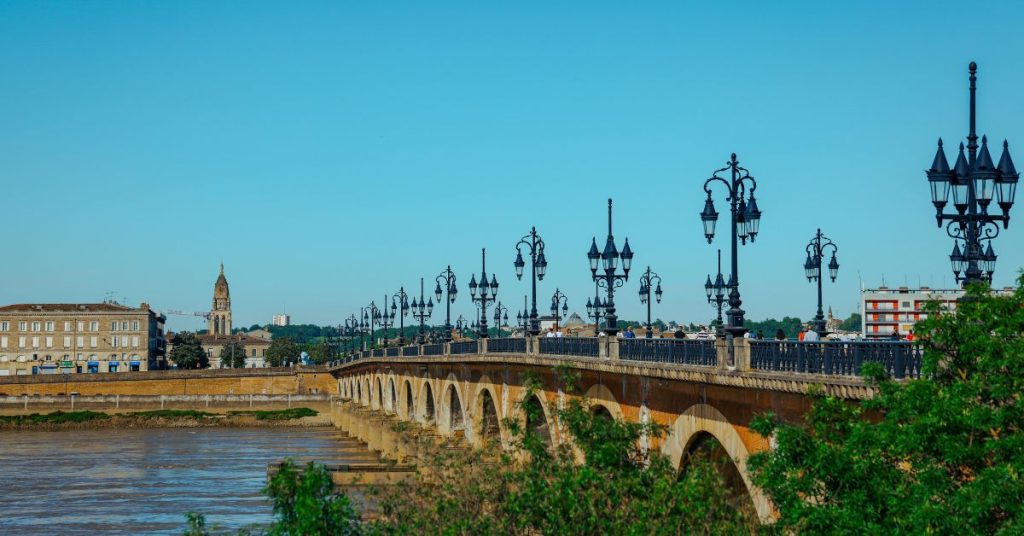 pont de pierre