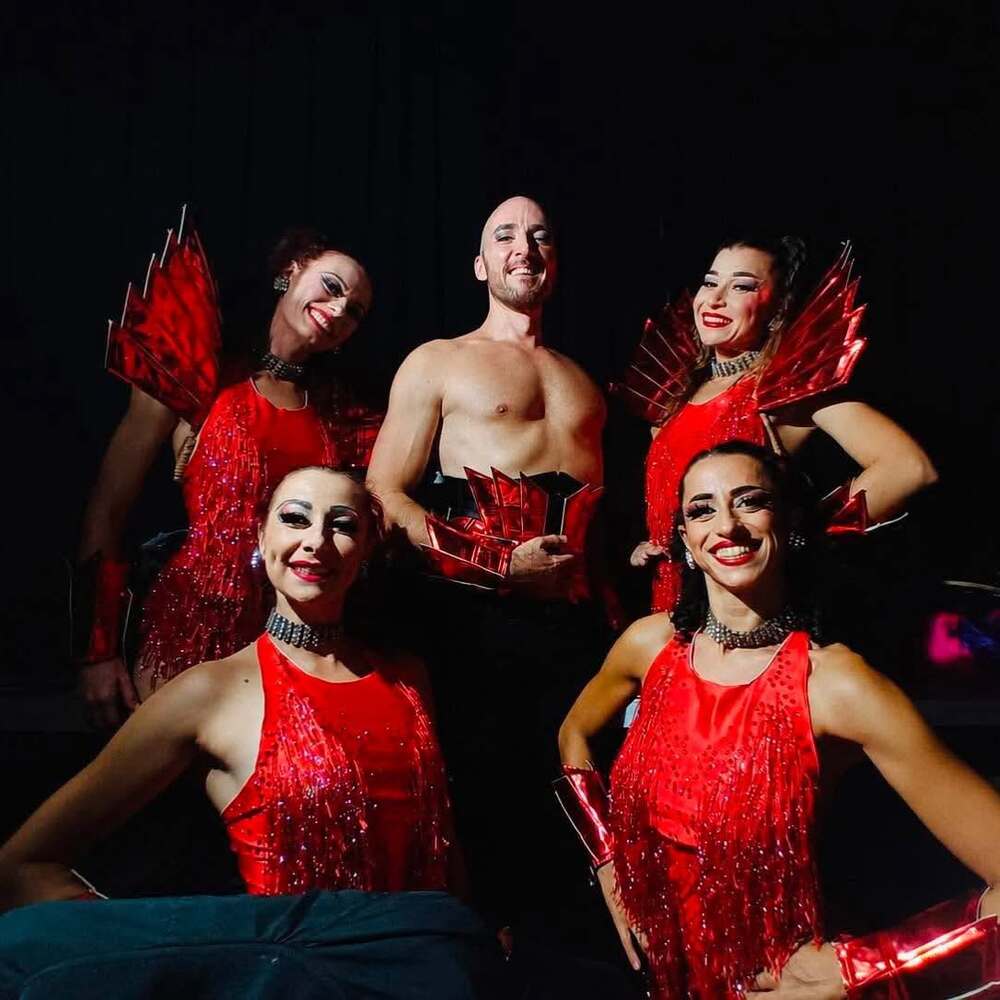 Team Spirit Cabaret pour le spectacle Plaisir Coupable