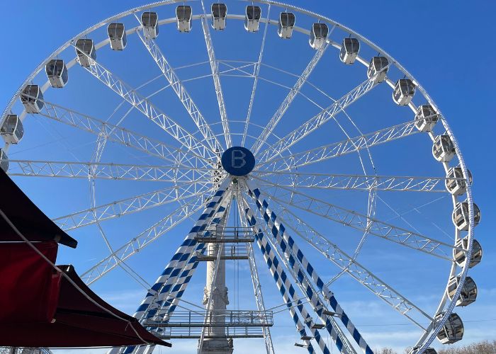 Marché de Noël Bordeaux 2026 : dates, horaires et programme place des Quinconces